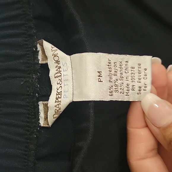 Draper's& Damon's  pants - Picture 3 of 4